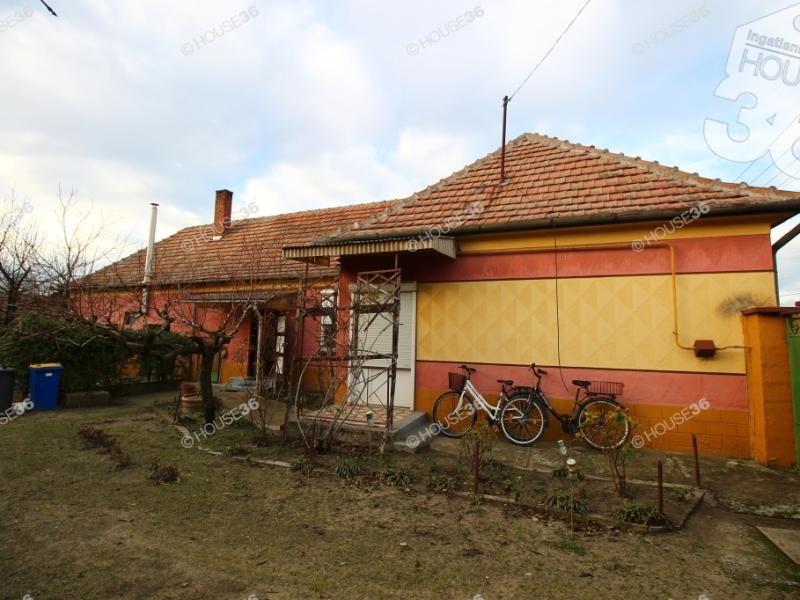 Eladó családi ház Akasztó