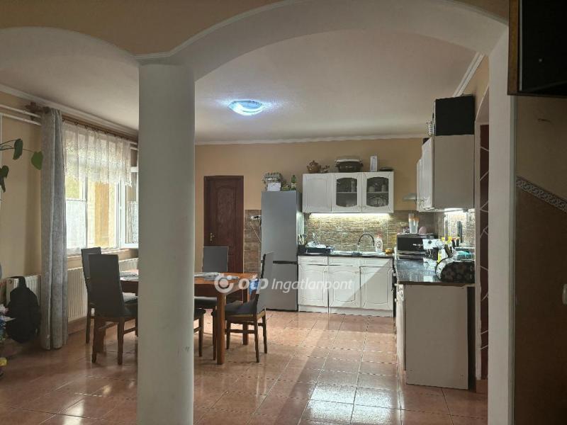 Eladó családi ház Hajdúböszörmény