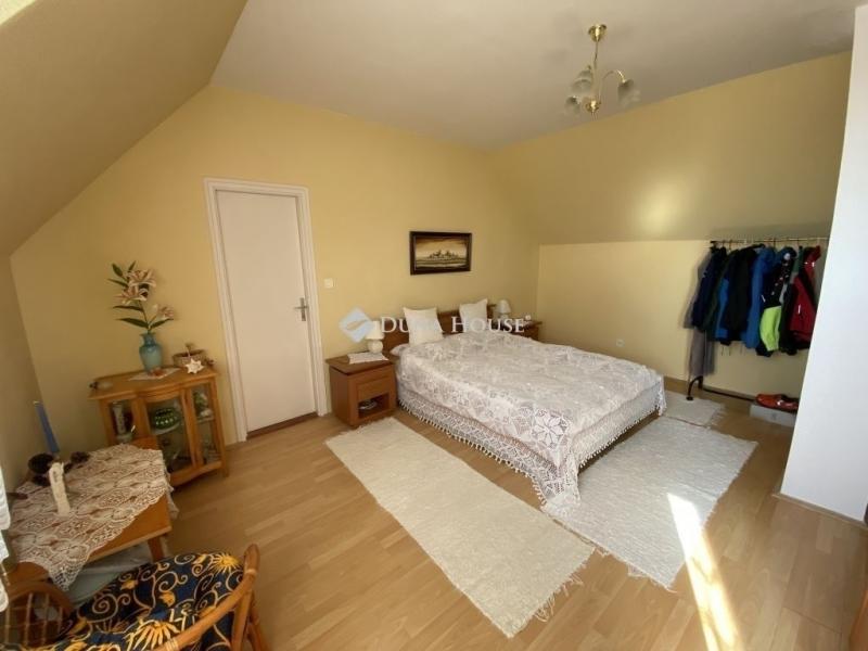 Eladó családi ház Pécs