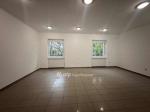 Eladó utcai bejáratú üzlethelység Debrecen