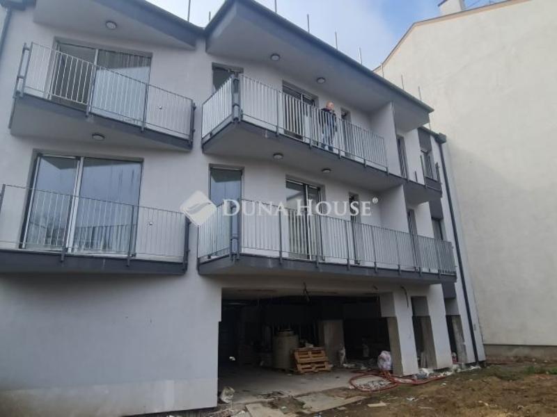 Eladó családi ház Budapest