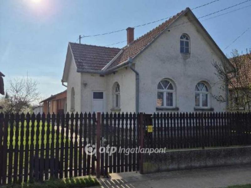 Eladó ikerház Tetétlen