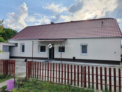 Eladó ikerház Nagykáta