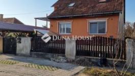 Eladó családi ház Tárnok