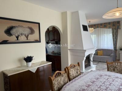 Eladó családi ház Pécs