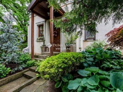 Eladó családi ház Leányfalu