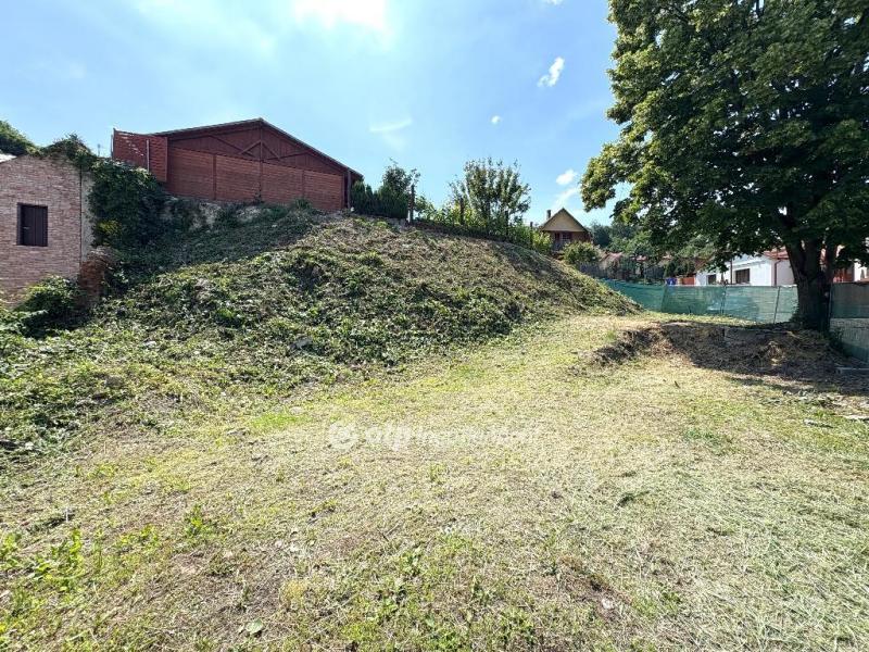 Eladó lakóövezeti telek Miskolc