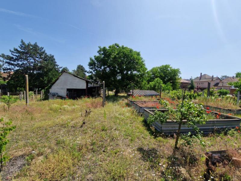 Eladó családi ház Erdőkertes