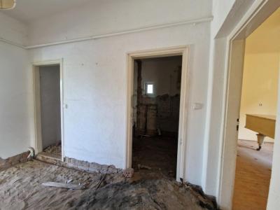 Eladó családi ház Erdőkertes