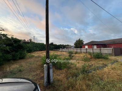 Eladó lakóövezeti telek Hajdúsámson