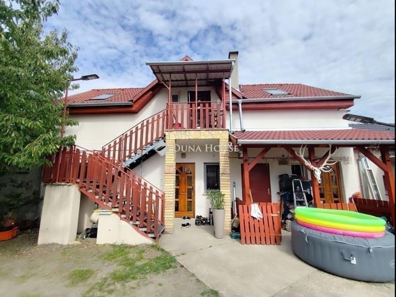 Eladó ikerház Vecsés
