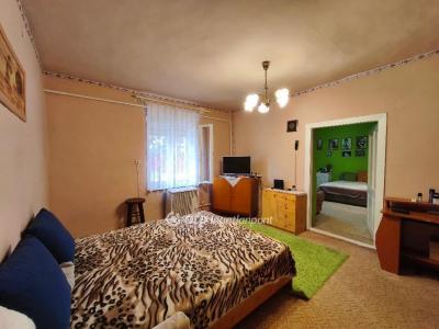 Eladó családi ház Csongrád