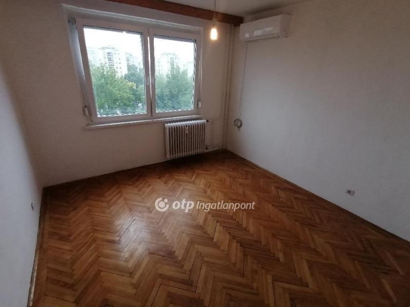 Eladó lakás Debrecen
