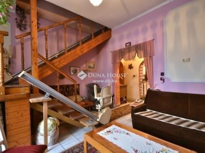 Eladó családi ház Érd