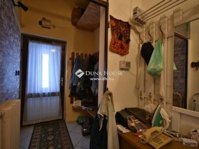 Eladó családi ház Érd