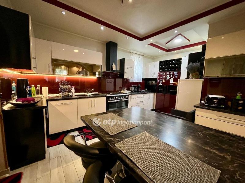 Eladó családi ház Nyíregyháza