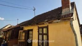 Eladó lakás Mezőhegyes