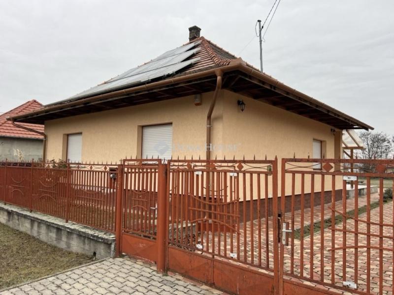 Eladó ikerház Kóka