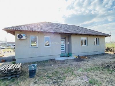 Eladó családi ház Gomba