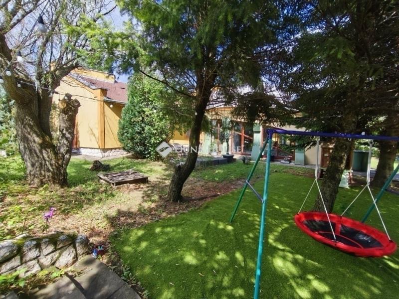 Eladó családi ház Pécs