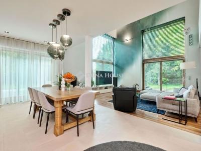 Eladó családi ház Budapest