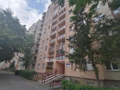 Eladó lakás Debrecen