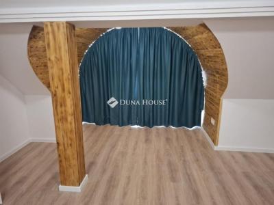 Eladó lakás Siófok