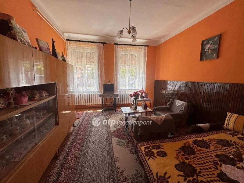 Eladó házrész Debrecen