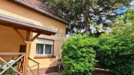 Eladó családi ház Vác