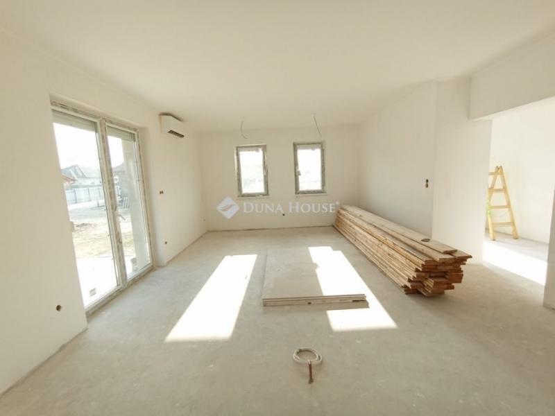 Eladó családi ház Gomba