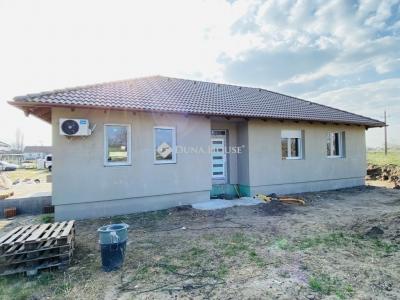 Eladó családi ház Gomba