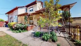 Eladó családi ház Cegléd