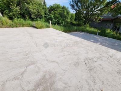 Eladó családi ház Érd