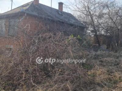 Eladó családi ház Debrecen