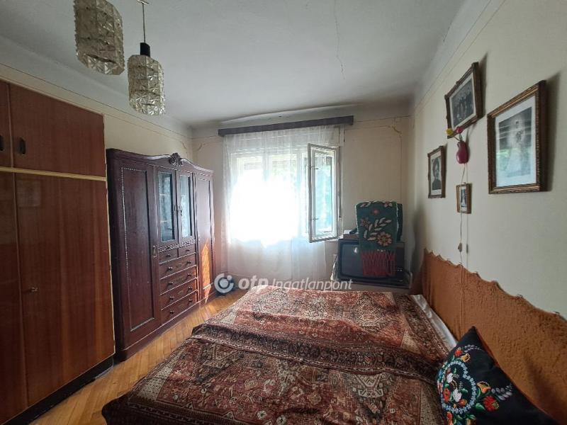 Eladó családi ház Makó