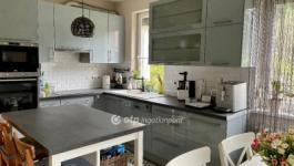 Eladó családi ház Budapest