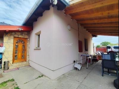 Eladó házrész Vecsés