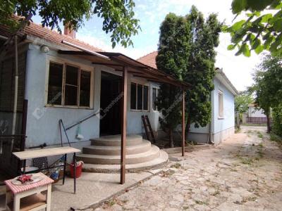 Eladó családi ház Veszprém