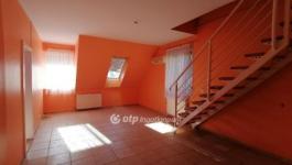 Eladó lakás Szolnok