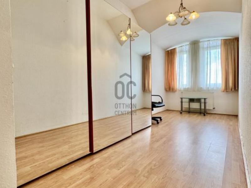 Eladó lakás Vecsés