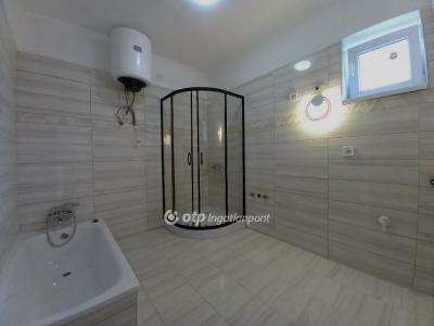 Eladó nyaraló Balatonmáriafürdő