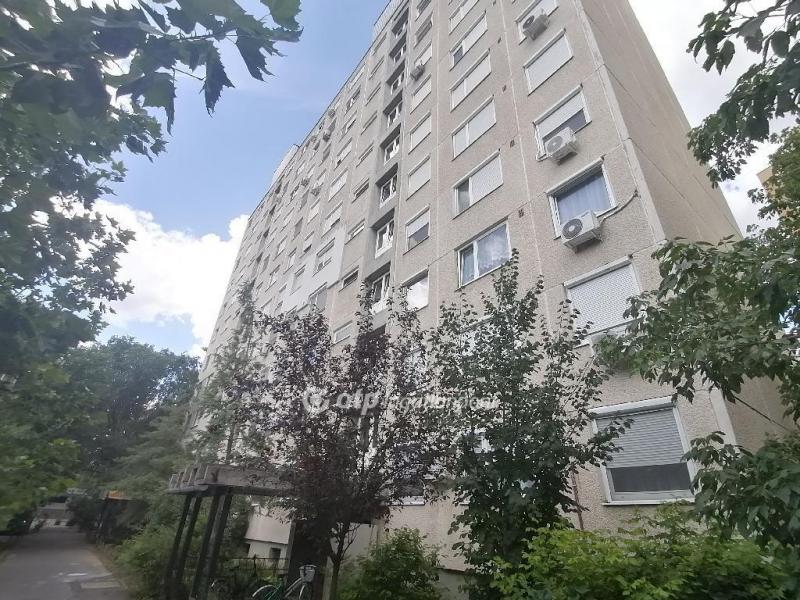Eladó lakás Debrecen