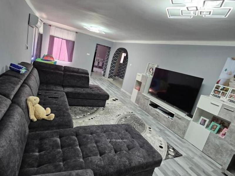 Eladó családi ház Siklós