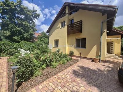 Eladó családi ház Gödöllő