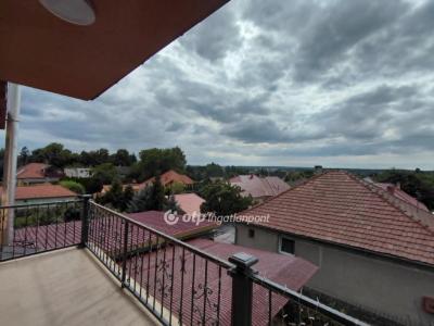 Eladó családi ház Gödöllő