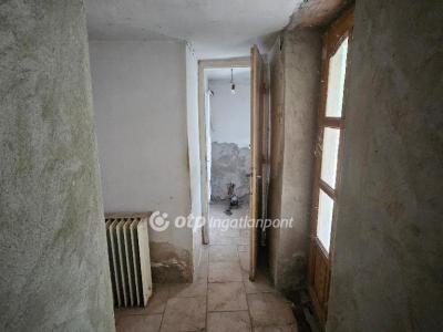 Eladó családi ház Jászberény