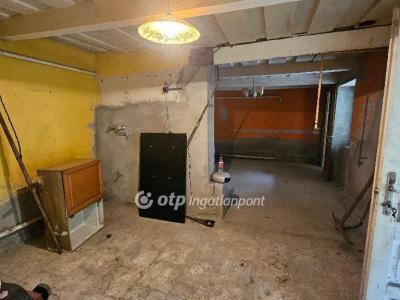 Eladó családi ház Jászberény