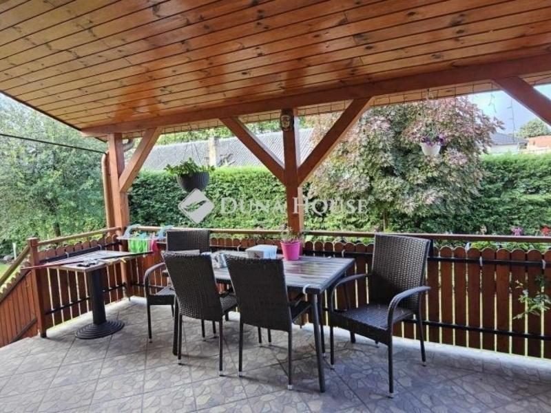 Eladó családi ház Dunakeszi