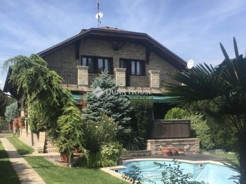 Eladó családi ház Szigetszentmiklós