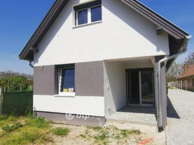 Eladó ikerház Ráckeve